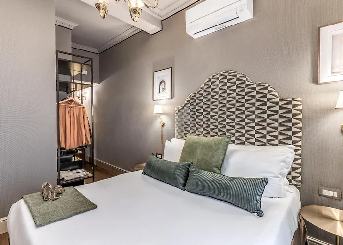 Antica Residenza Del Corso Roma