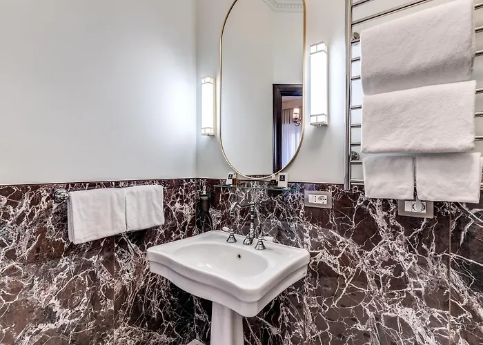 Πανσιόν Antica Residenza Del Corso 4*